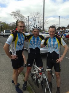 Patjoe & Richie propping Keith up after his 93km Stage 4.